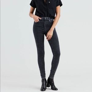 Levi’s Mile High Super Skinny Jeans